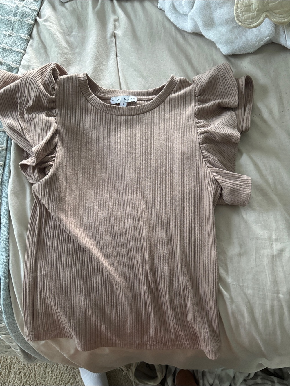 Misa Muse Ribbed Ruffle Sleeve Short Sleeve Top in Mauve Taupe
